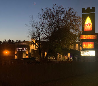 L'Escale -Bar 300 300 Rue de la Visitation, Saint-Charles-Borromée, QC J6E 4N7, Canada