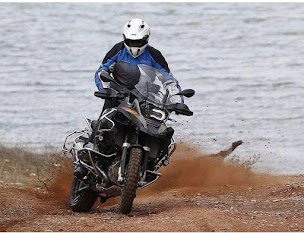 Photo n°4 de SAINT-FLO RENT Location MOTOS à LD (Service de location de scooters)