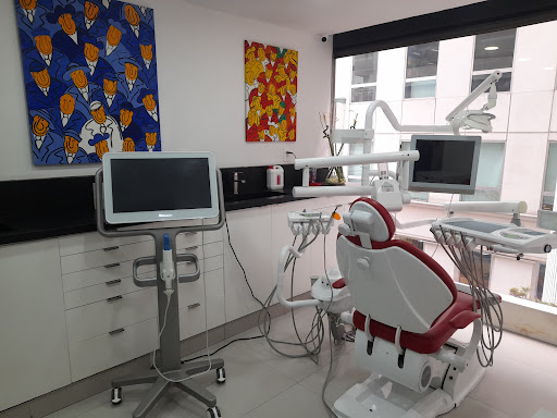Laboratorio y Consultorio Dental. Dr Hugo de lucio. - Thumbnail