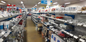 Photo n°3 de CEDEO Coutances : Sanitaire - Chauffage - Plomberie à Coutances (Fournisseur de matériel d'éclairage scénique)