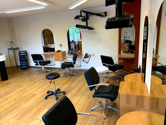 Naturfriseur Regine Kusterer, Sandra's Frisuren