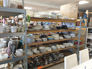 Photo n°22 de Le Grenier de la Pévèle à Orchies (Magasin d'ameublement et de décoration)