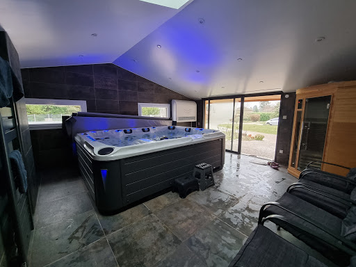 Photo de La Croisée des Chemins Gîtes - Spa, Hammam et Sauna - Piscine Chauffée à Izeaux (38140)