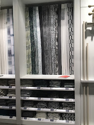 Photo n°31 de 4MURS à Saint-Parres-aux-Tertres (Magasin de papiers peints)