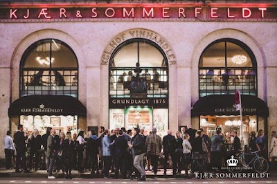 Photos of Kj&aelig;r & Sommerfeldt