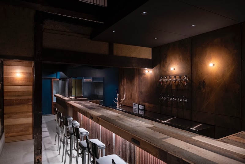 BOONIES DINERと月灯リ下ノブリュワリー