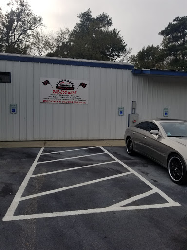 Hunt's Auto Center - Thumbnail