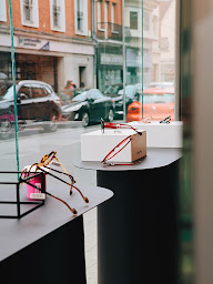 Photo n°21 de Optique Audition Suin à Valenciennes (Magasin de lunettes de soleil)