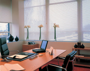 Photo n°4 de Atelier Stores et Coussins à Cannes (Entreprise de domotique)