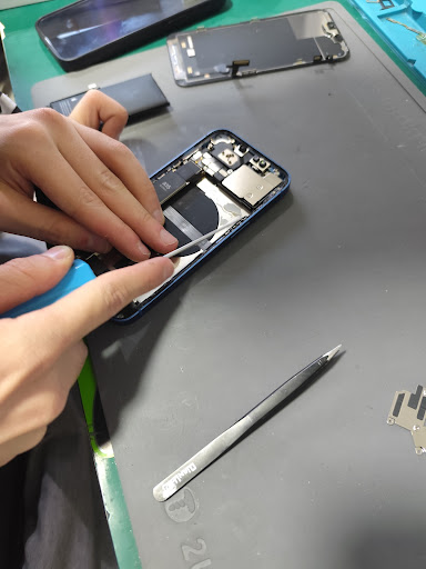 iphone 13 pil değişimi. - Resim 2