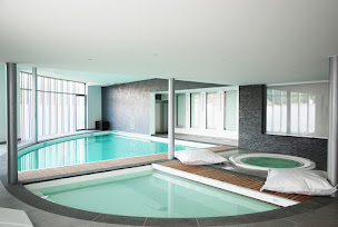 Photo n°8 de Aquilus Piscines et Spas Pont-Salomon à Pont-Salomon (Société de construction de piscine)