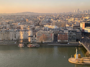 Photo n°9 de Century 21 Auteuil Immobilier à Paris (Agence de location immobilière)