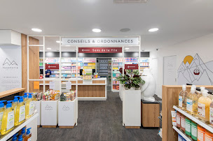 Photo n°12 de Pharmacie des Carroz à Arâches-la-Frasse (Pharmacie vétérinaire)