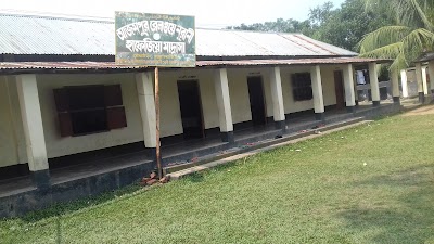 Photos of Azampur Railway Nurani Hafezi Madrasha