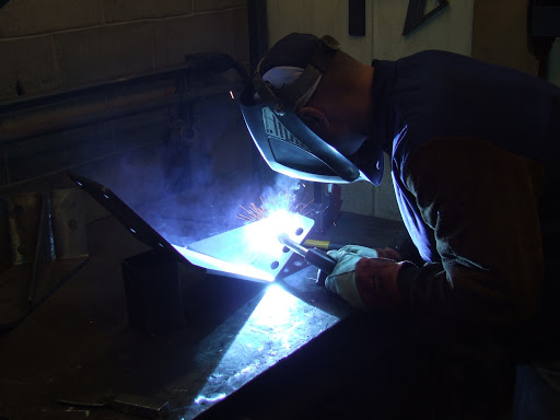 K & M Manufacturing Co.