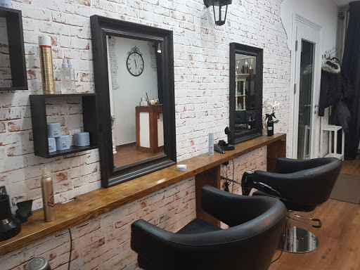 Mo Hair Lounge - Thumbnail