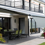 Komilfo France Stores à Alpaser - Pergolas, Stores, Fenêtres, Menuiseries