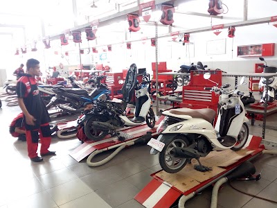 Photos of Sentral Yamaha Makassar