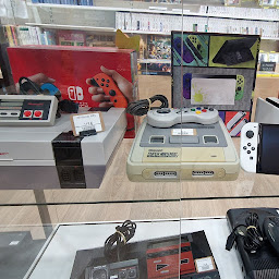 Photo n°20 de LE BON CHINEUR à Voiron (Magasin de jeux vidéo)