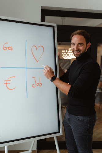 Vermögensberatung für Unternehmer | Finanzen & Versicherungen - Jonathan Schramke & Team