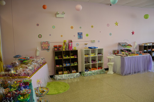 Hill’s Yum Yum Shop - Thumbnail