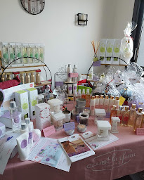 Photo n°14 de caro parfums de Grasse à Chambéon (Parfumerie)