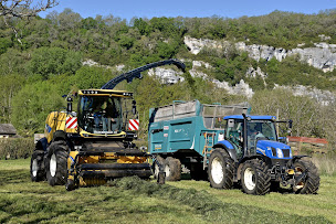 Photo n°27 de Agri Montauban à Gramat (Atelier de réparation de tracteurs)