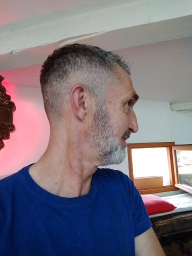 HAIRFIRST salon de coiffure - Thumbnail
