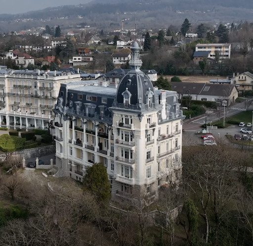 Photo de Résidence Seniors OVELIA - Le Pavillon Victoria à Drumettaz-Clarafond (73420)