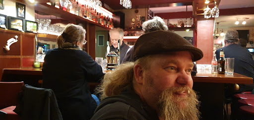 Angi's Pub - Visual