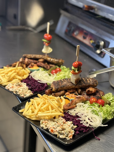 Photo 1 - Le Gourmet Burger