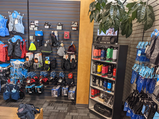 Gord's Running Store - Visual