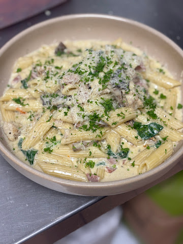 Neil Cafe and Bistro by null