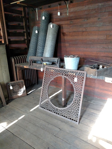 Astle's Hardware - Visual