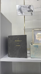 Photo n°27 de Les Beaux Frères Cordonnerie & Studio Photo à Vaujours (Boutique de t-shirts personnalisés)
