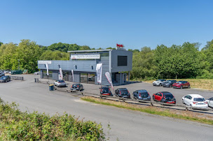 Photo n°28 de Toyota Lorient - Cobredia à Lanester (Vendeur de voitures d'occasion)