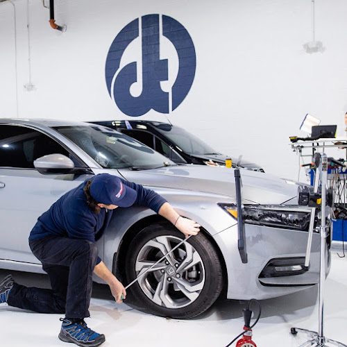 Dentless Touch Waldorf - Dent & Hail Repair