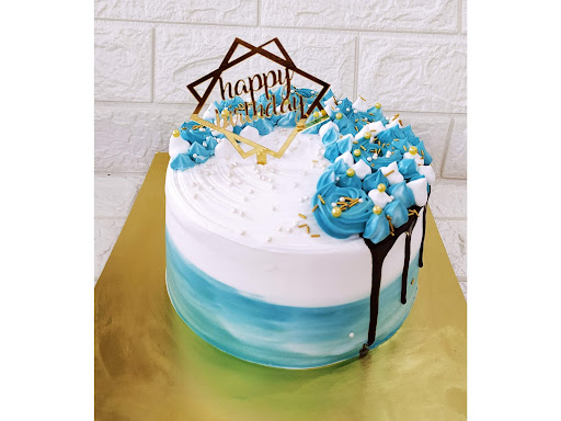 Birthday cake post image