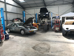 Photo n°4 de FF MOTORS à Prey (Garage automobile)