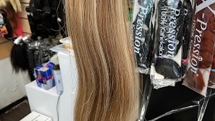 Photo n°1 de Erika COIFFURE BEAUTY LIGHTS à Paris (Salon de coiffure)