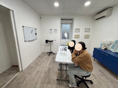 Lashes Artist Institute | Training Center