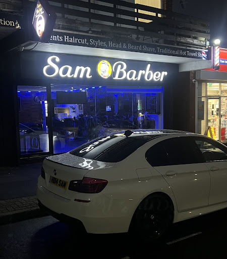 Sam barber Upton - Visual