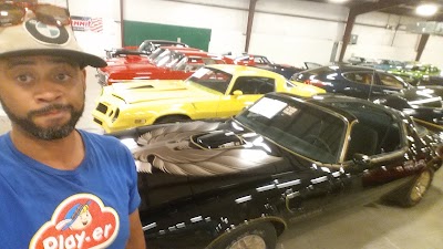 Photos of Gateway Classic Cars of Louisville