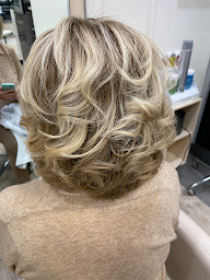 Photo n°23 de M Style Coiffure à Talmont-Saint-Hilaire (Salon de coiffure)