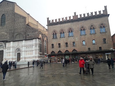 Photos of Metropolitan Cathedral of San Pietro