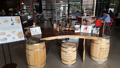 Photos of TIARA Lounge