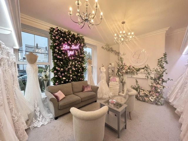 Emma Louise Bridal - Bridal Fashion - photo 1