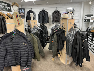 Photo n°2 de Holden Europe à Charnay-lès-Mâcon (Magasin de pièces de rechange automobiles)