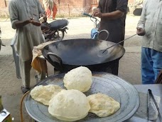 Munir Halwa Puri sheikhupura