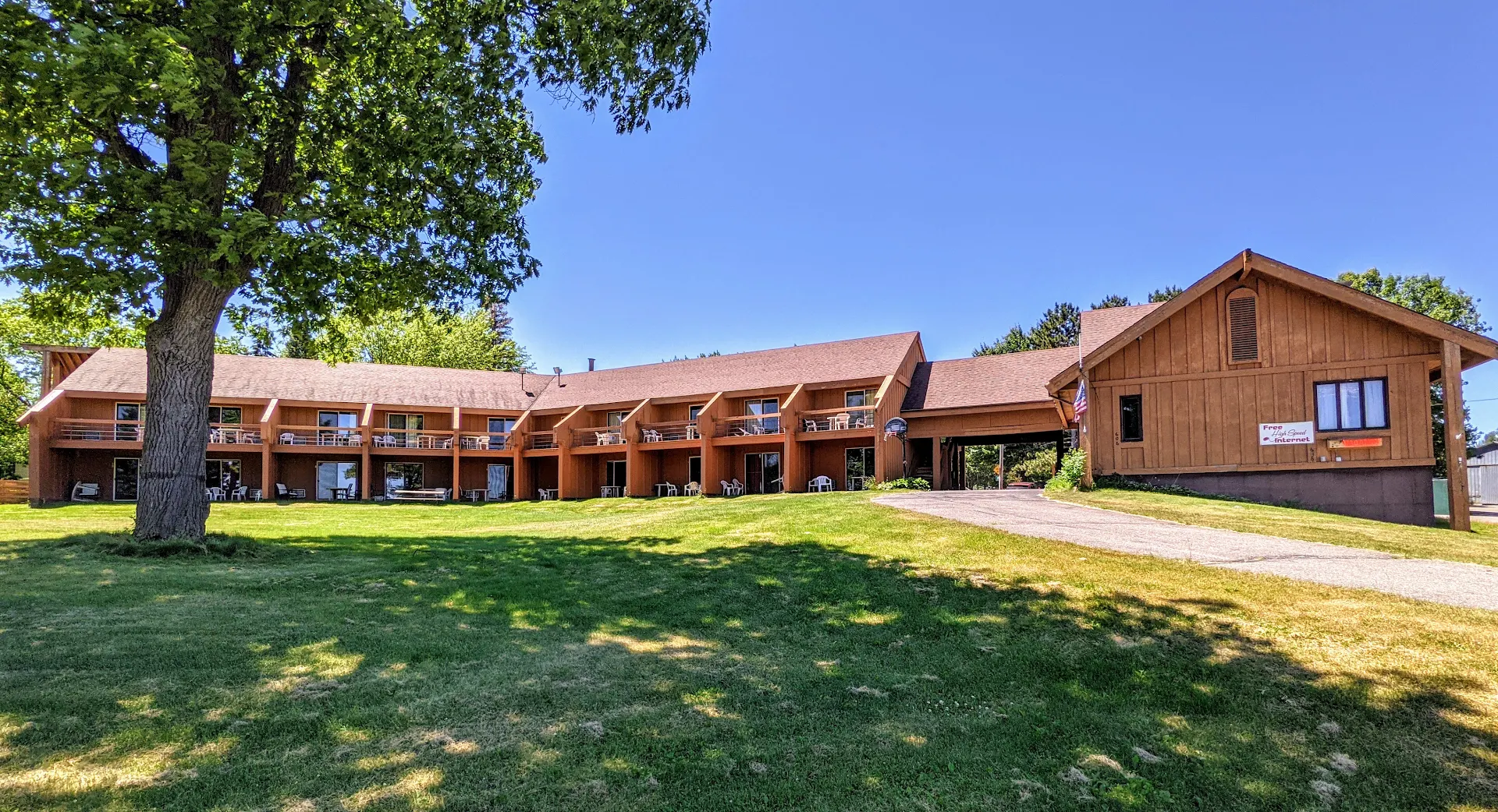 Timber Inn